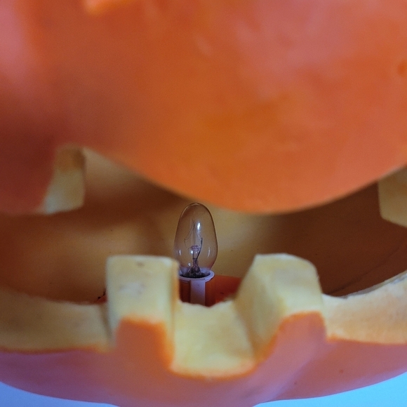 VTG Seasons by Zauder's Foam Blow Mold Lightup Pumpkin Jack-O-Lantern 13" - Picture 3 of 8